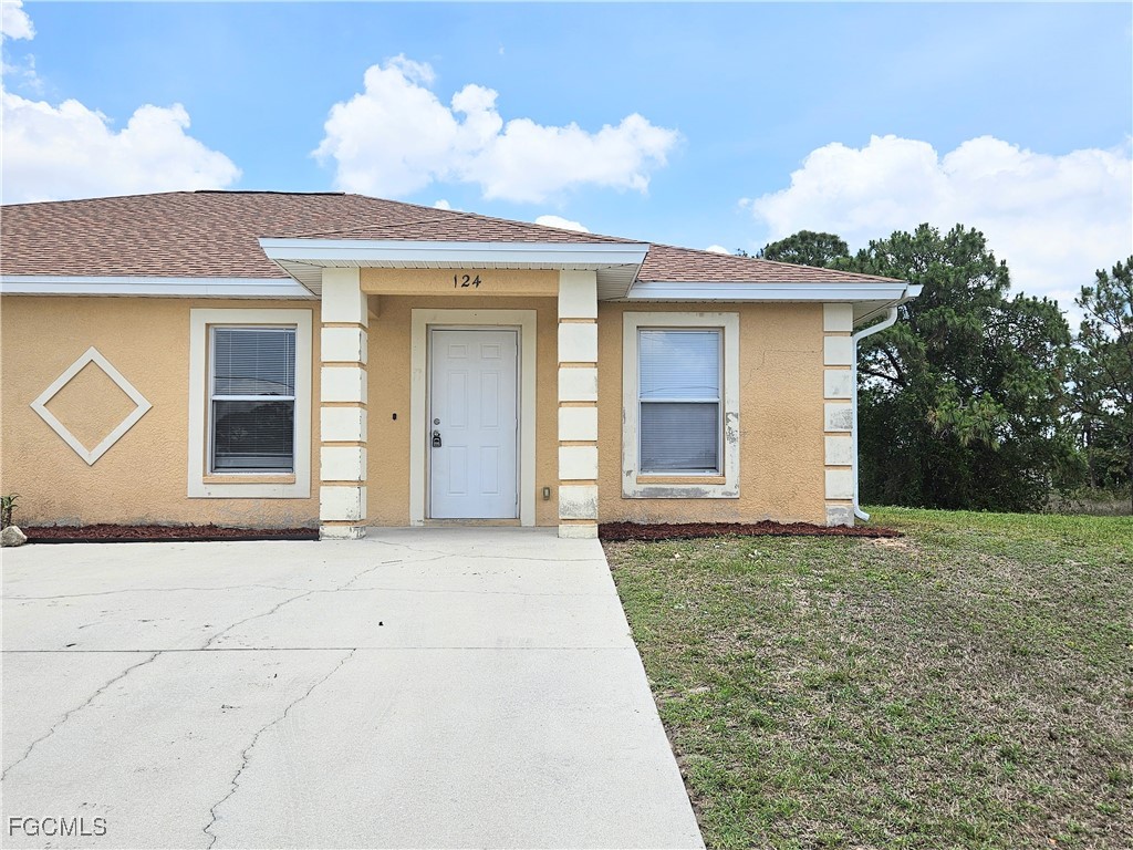 124 Ivan Avenue S Lehigh Acres FL 33973 2025023838 image1