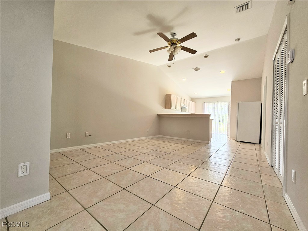 124 Ivan Avenue S Lehigh Acres FL 33973 2025023838 image2