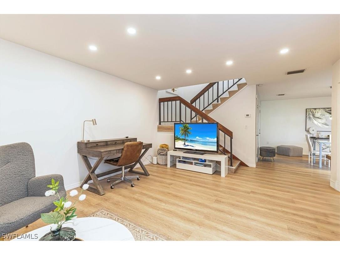 124 Lake Point Lane #2B Naples FL 34112 226005870 image13