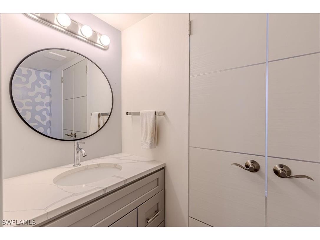 124 Lake Point Lane #2B Naples FL 34112 226005870 image16