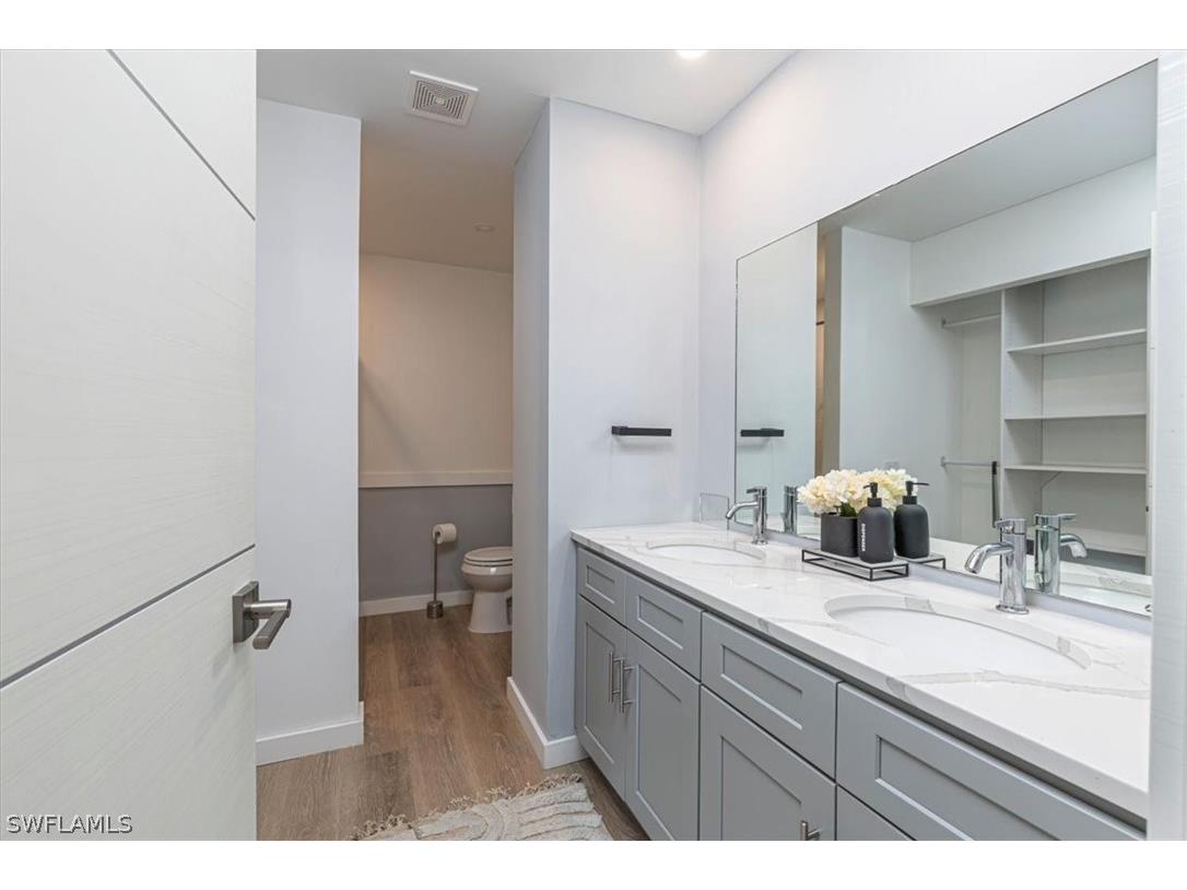 124 Lake Point Lane #2B Naples FL 34112 226005870 image23