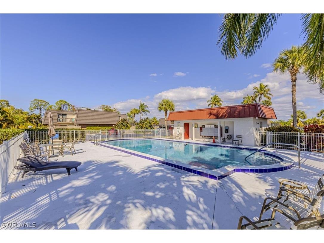 124 Lake Point Lane #2B Naples FL 34112 226005870 image33