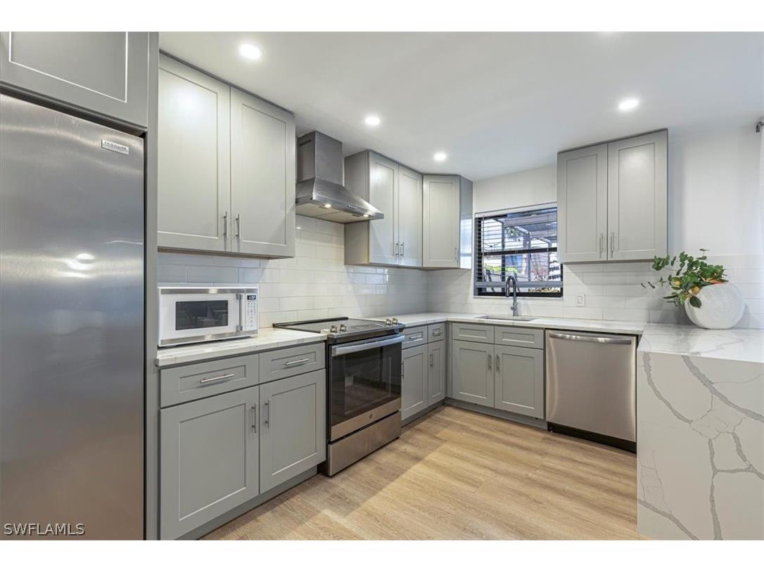 124 Lake Point Lane #2B Naples FL 34112 226005870 image8