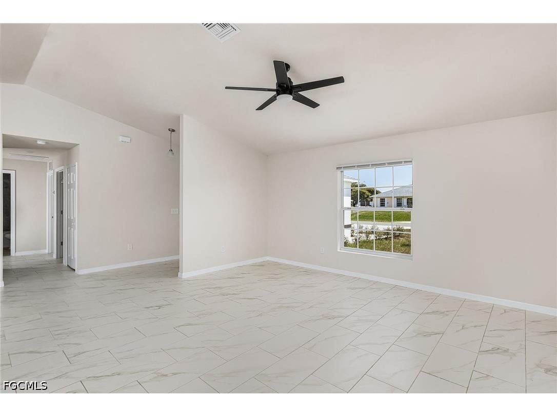 124 NE 15th Terrace Cape Coral FL 33909 2026013519 image3