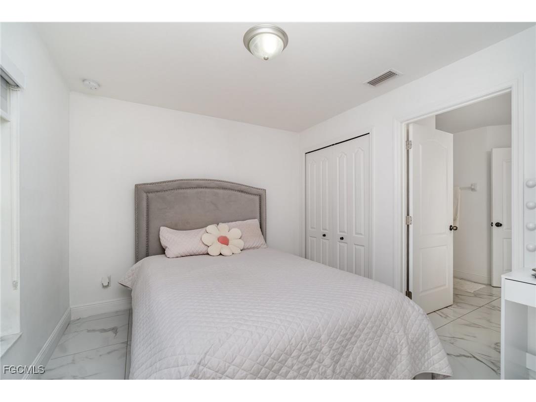 124 NE 16th Terrace Cape Coral FL 33909 2025021869 image14