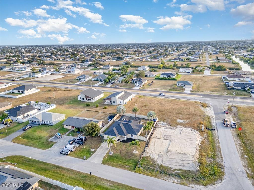 124 NE 16th Terrace Cape Coral FL 33909 2025021869 image29