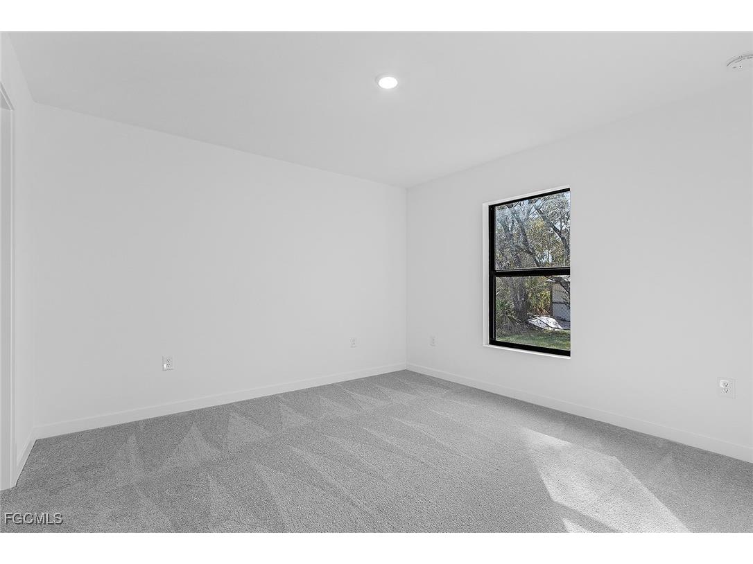 124 NW 25th Avenue Cape Coral FL 33993 2025005429 image6