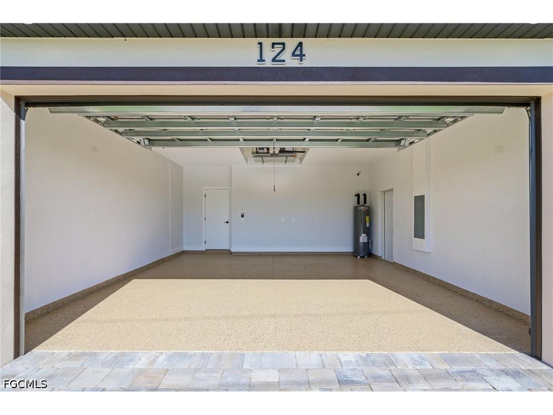 124 SE 2nd Avenue Cape Coral FL 33990 2026027488 image11