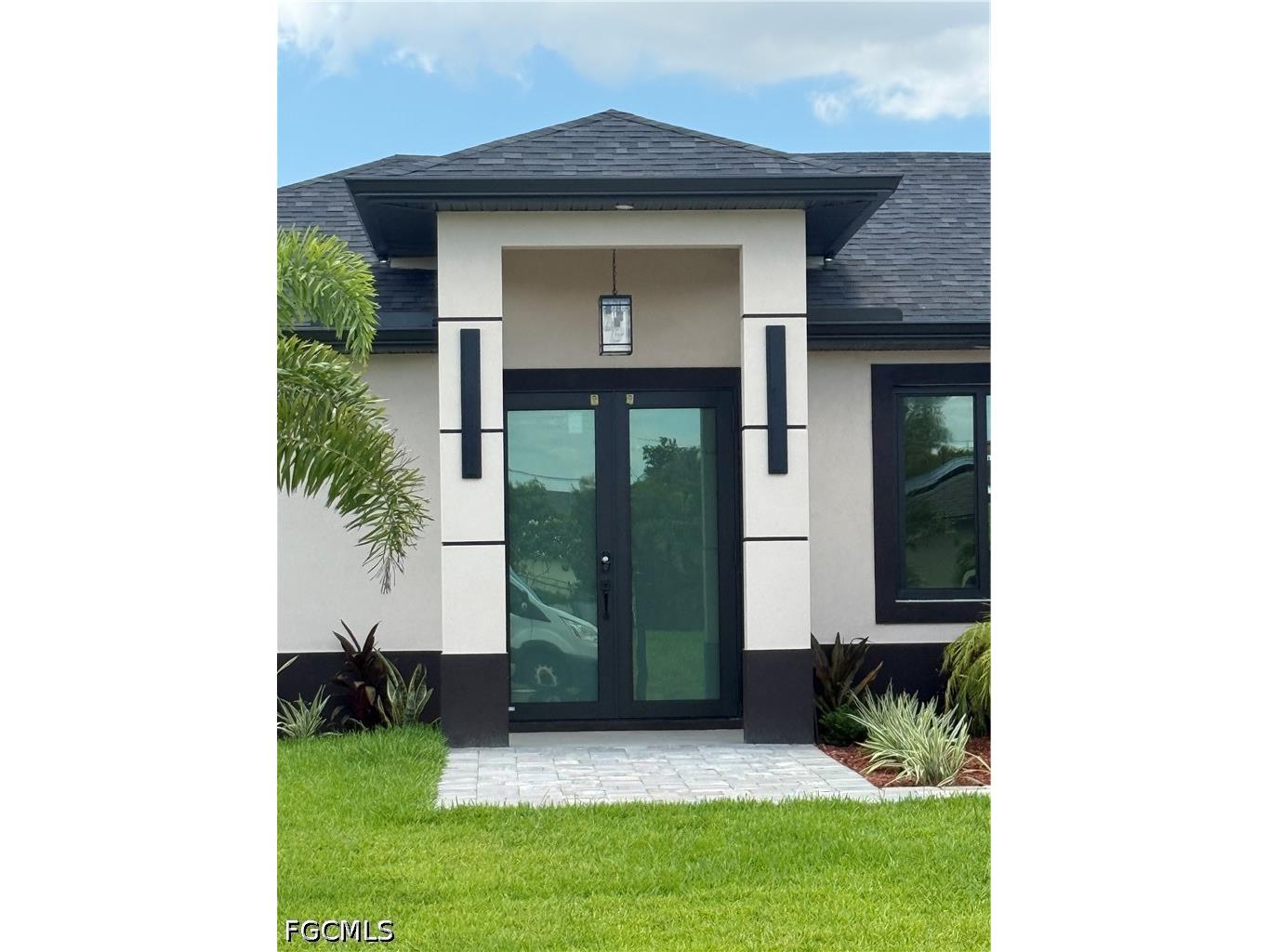 124 SE 2nd Avenue Cape Coral FL 33990 2026027488 image2