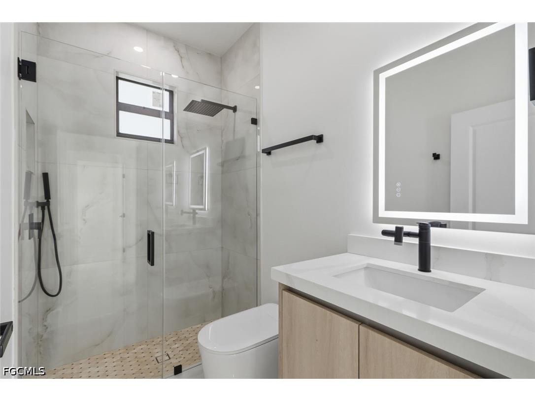 124 SE 2nd Avenue Cape Coral FL 33990 2026027488 image21