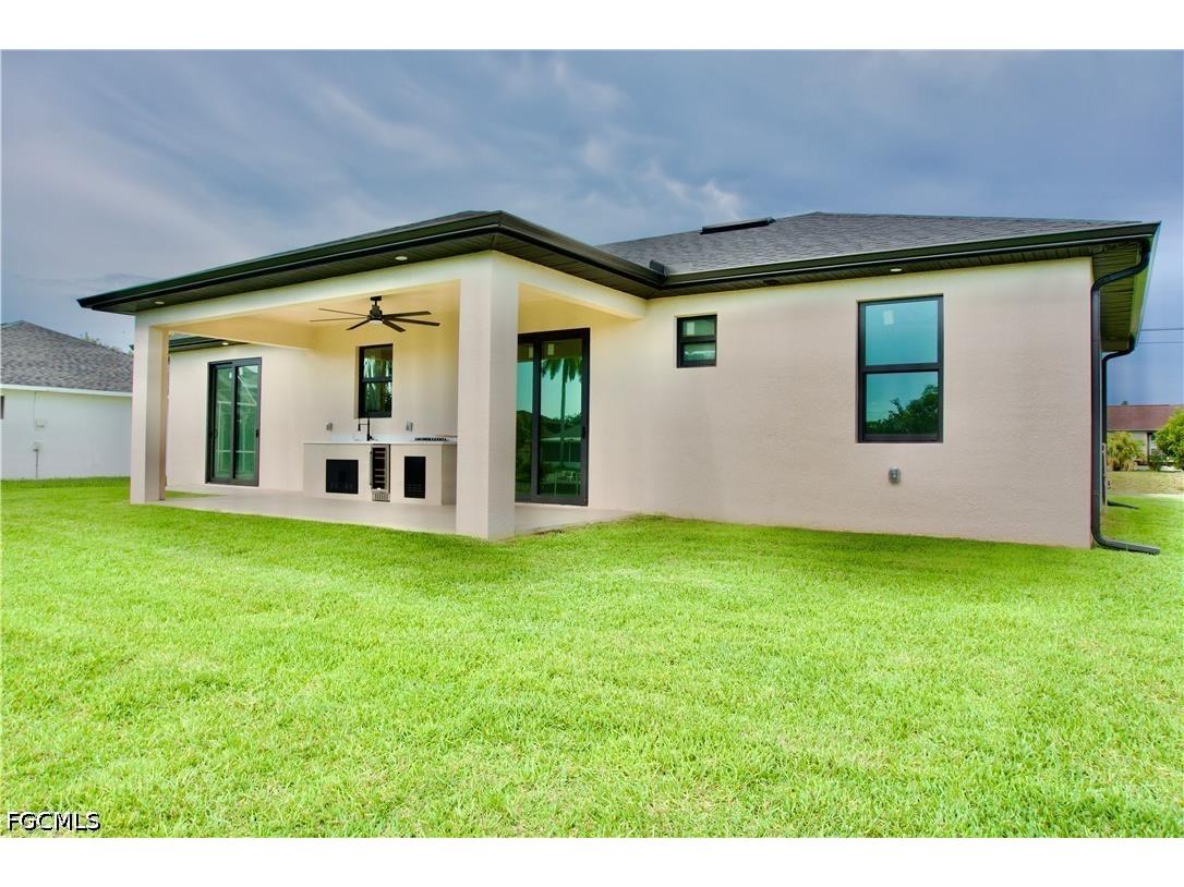 124 SE 2nd Avenue Cape Coral FL 33990 2026027488 image8