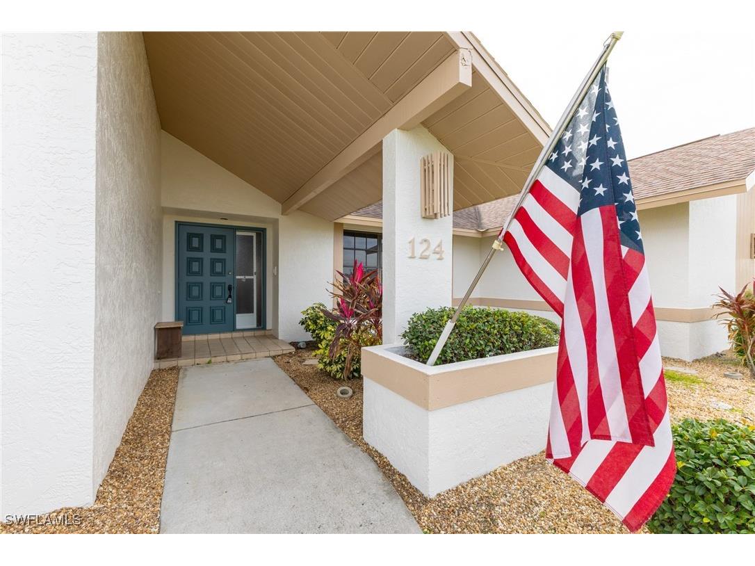 124 SE 39th Terrace Cape Coral FL 33904 224068854 image2