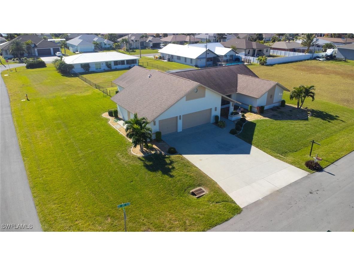 124 SE 39th Terrace Cape Coral FL 33904 224068854 image4