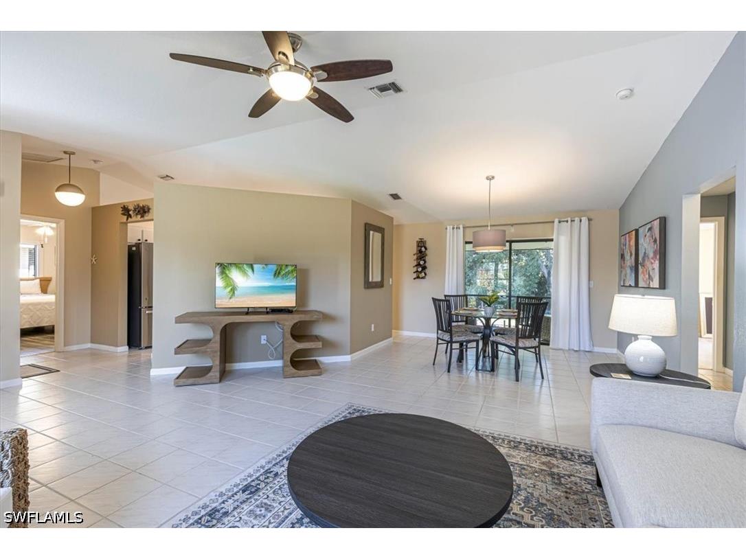 124 Versailles Circle Naples FL 34112 226015380 image5