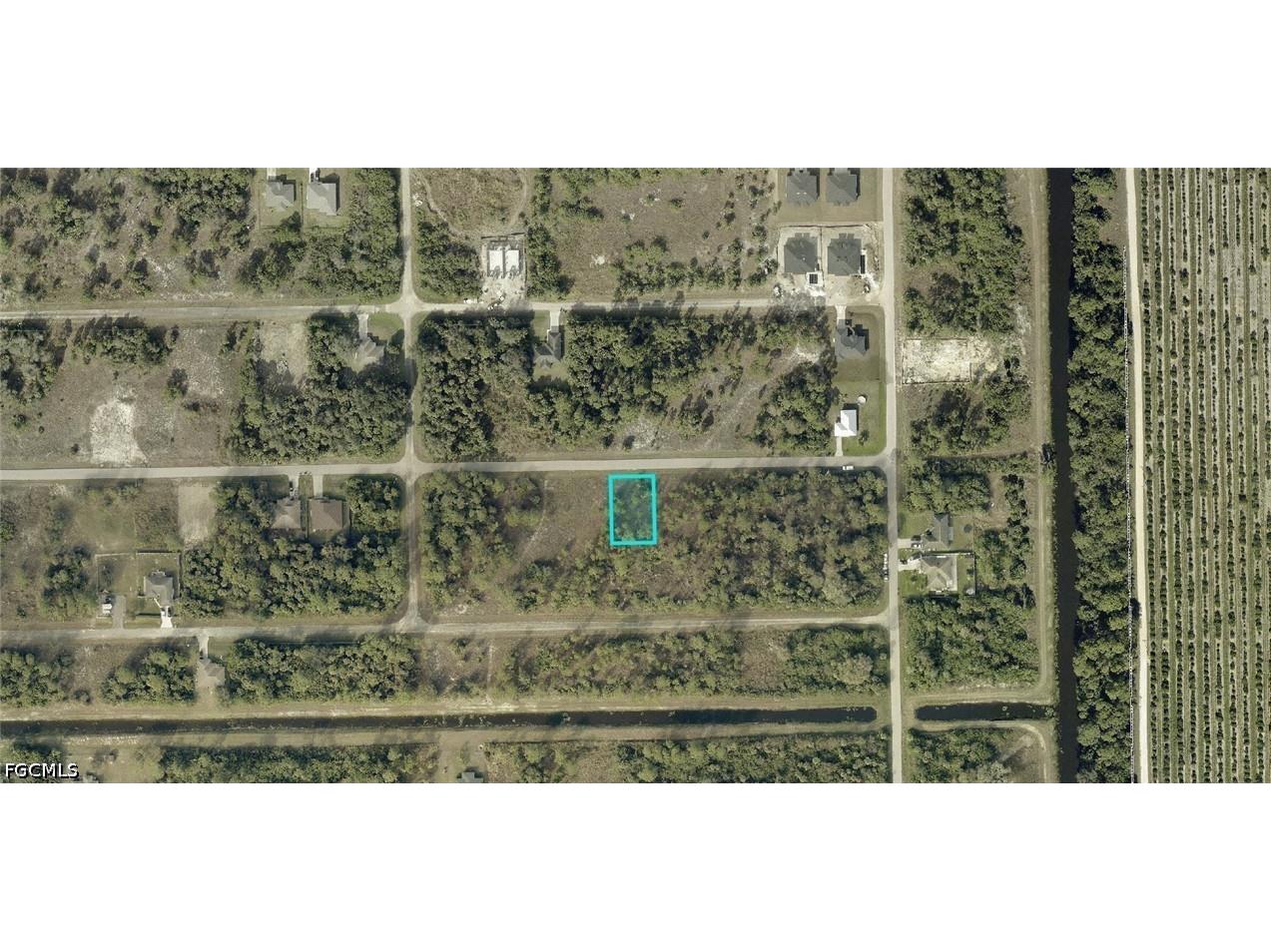 1240 Hilliard Street E Lehigh Acres FL 33974 2026018726 image2