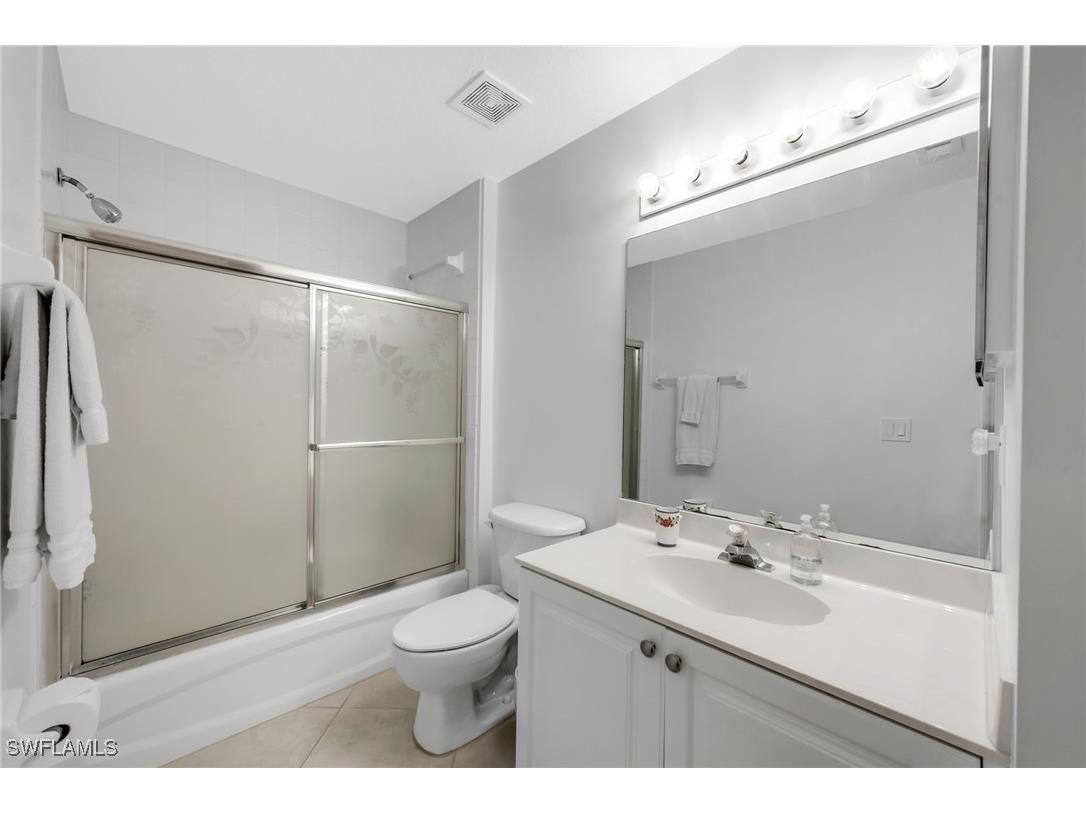 1240 Sarah Jean Circle #M102 Naples FL 34110 226001801 image13