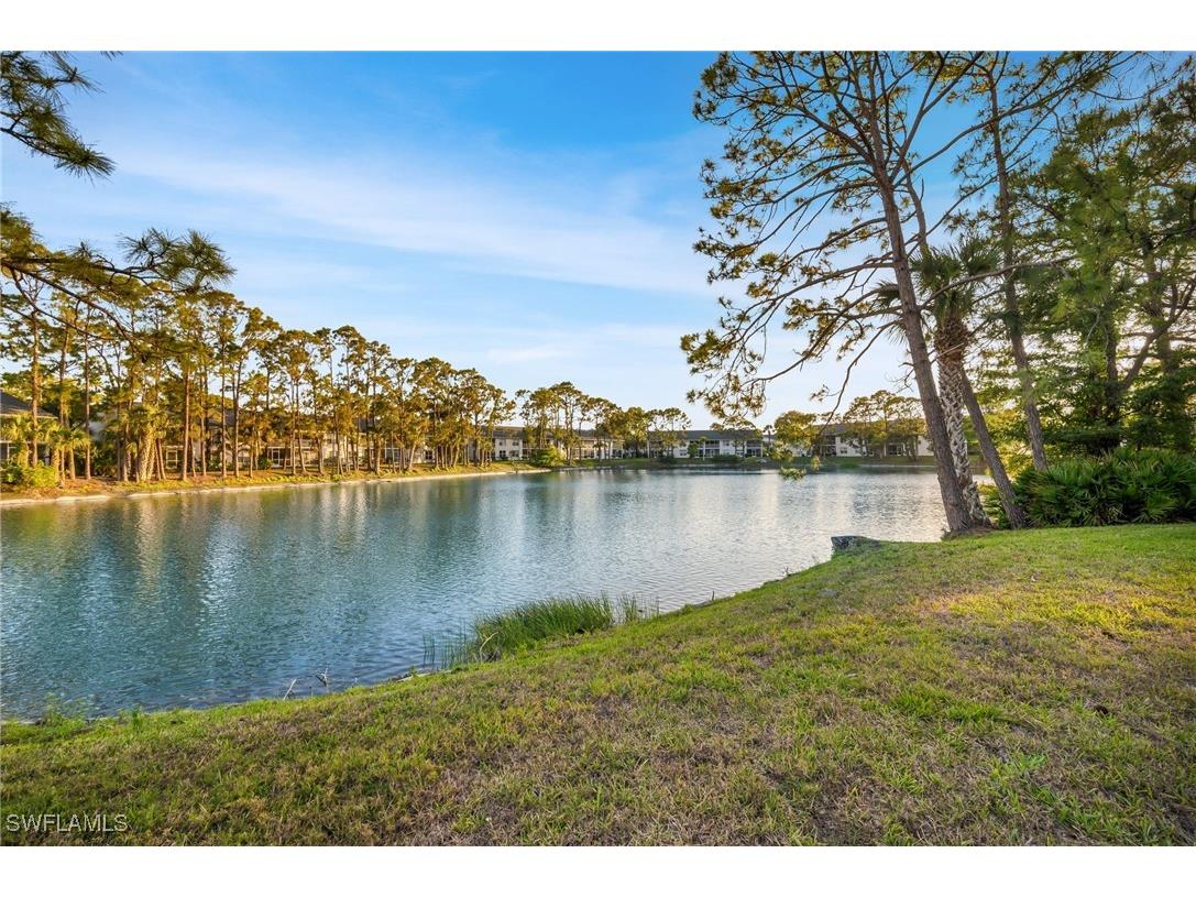 1240 Sarah Jean Circle #M102 Naples FL 34110 226001801 image16