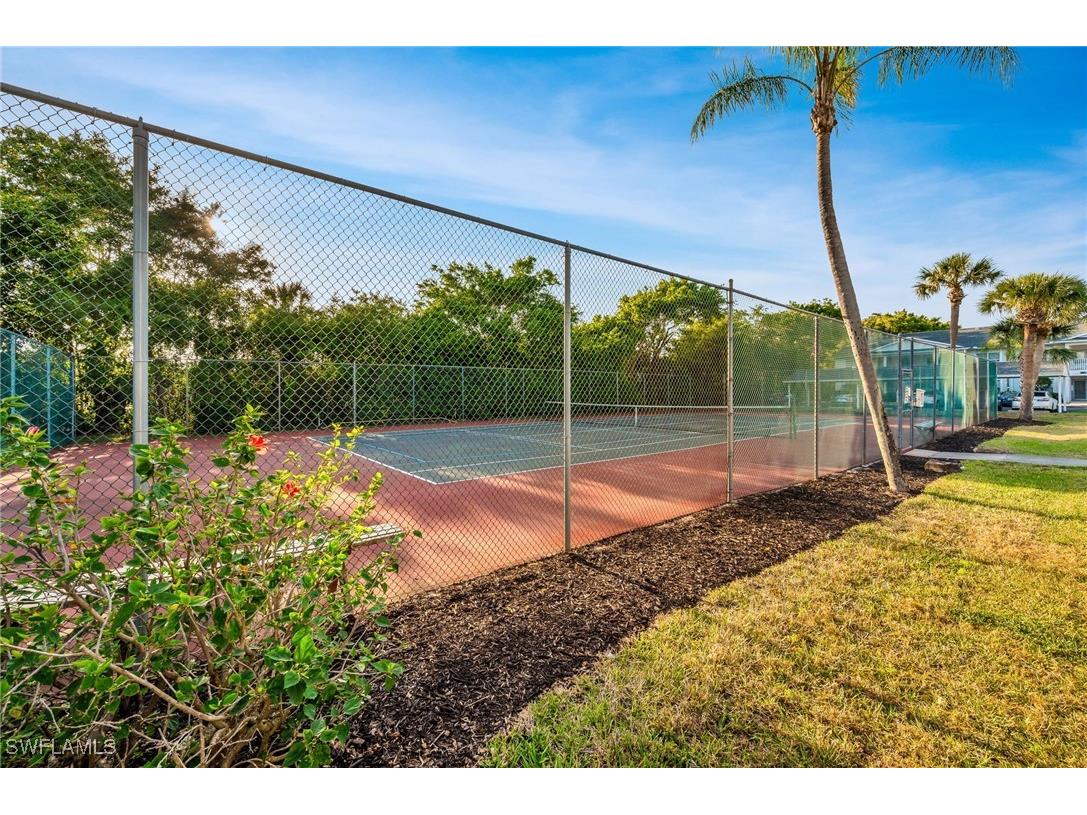 1240 Sarah Jean Circle #M102 Naples FL 34110 226001801 image17