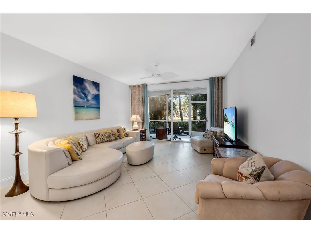 1240 Sarah Jean Circle #M102 Naples FL 34110 226001801 image4