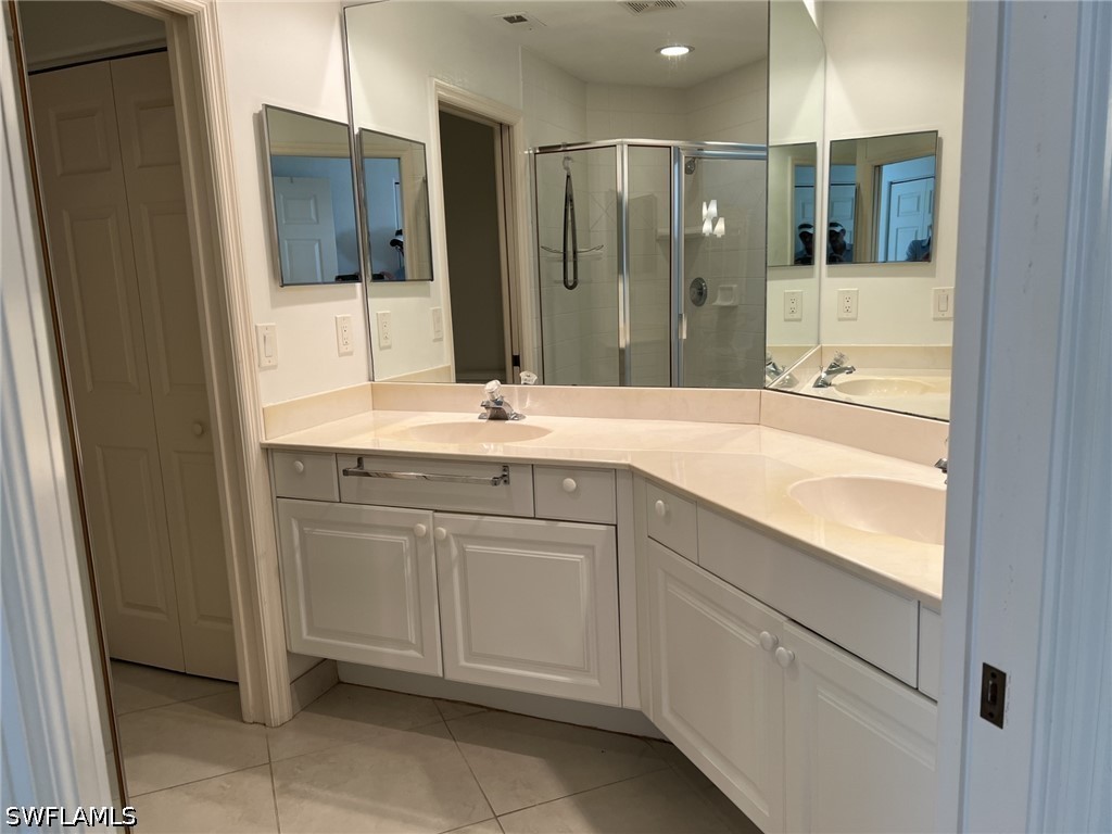 1240 Sarah Jean Circle #M102 Naples FL 34110 226013528 image10