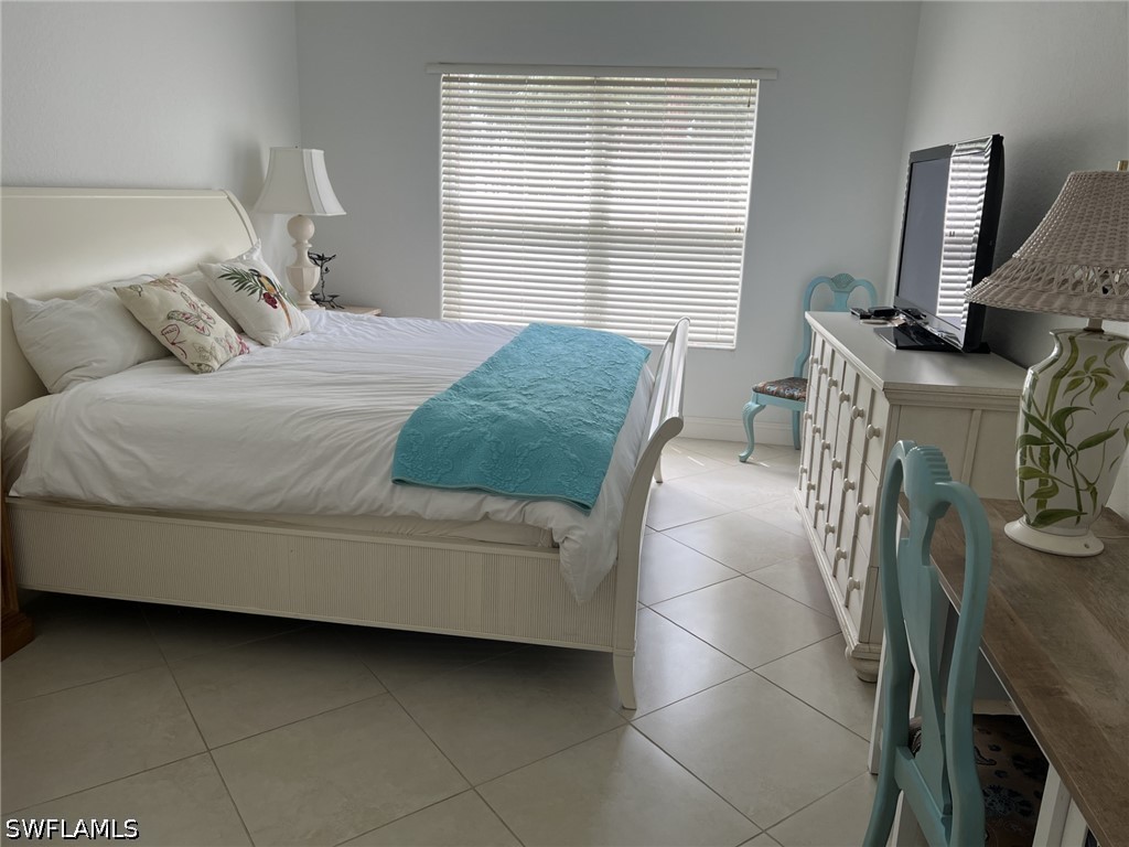 1240 Sarah Jean Circle #M102 Naples FL 34110 226013528 image9