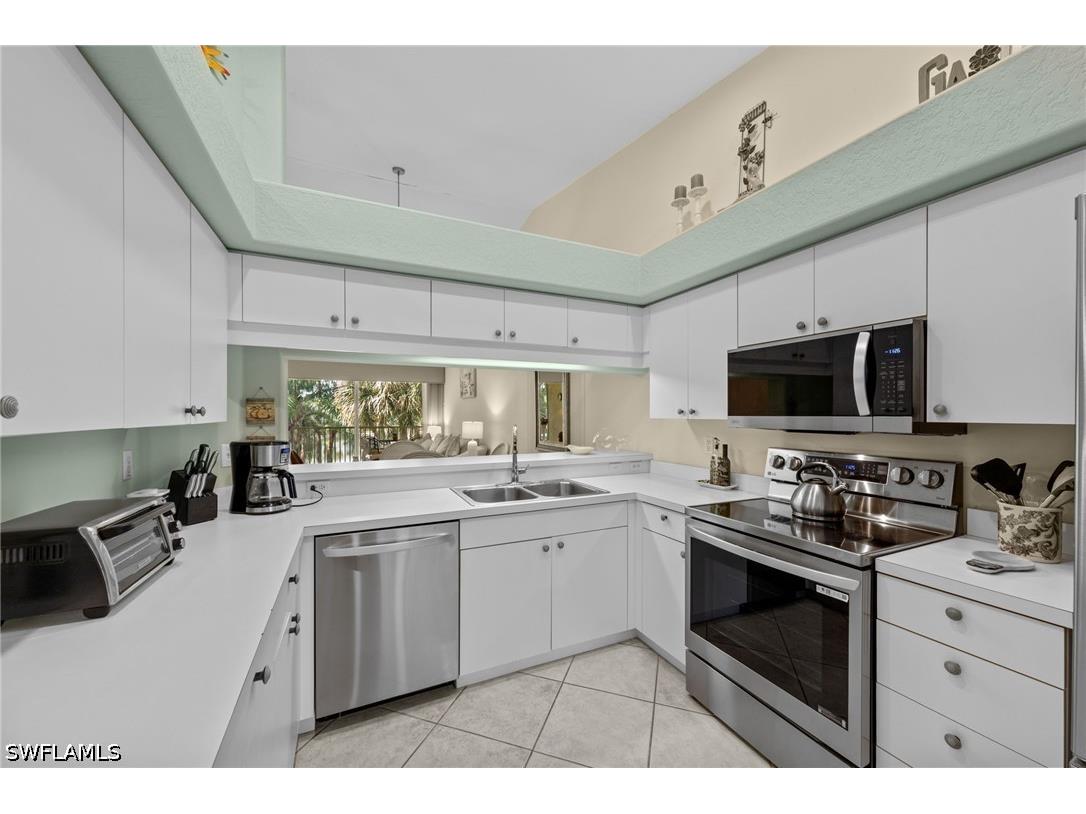 1240 Sarah Jean Circle #M205 Naples FL 34110 226020585 image6