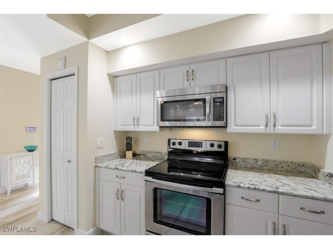 1240 Shady Rest Lane #102 Naples FL 34103 225080062 image11