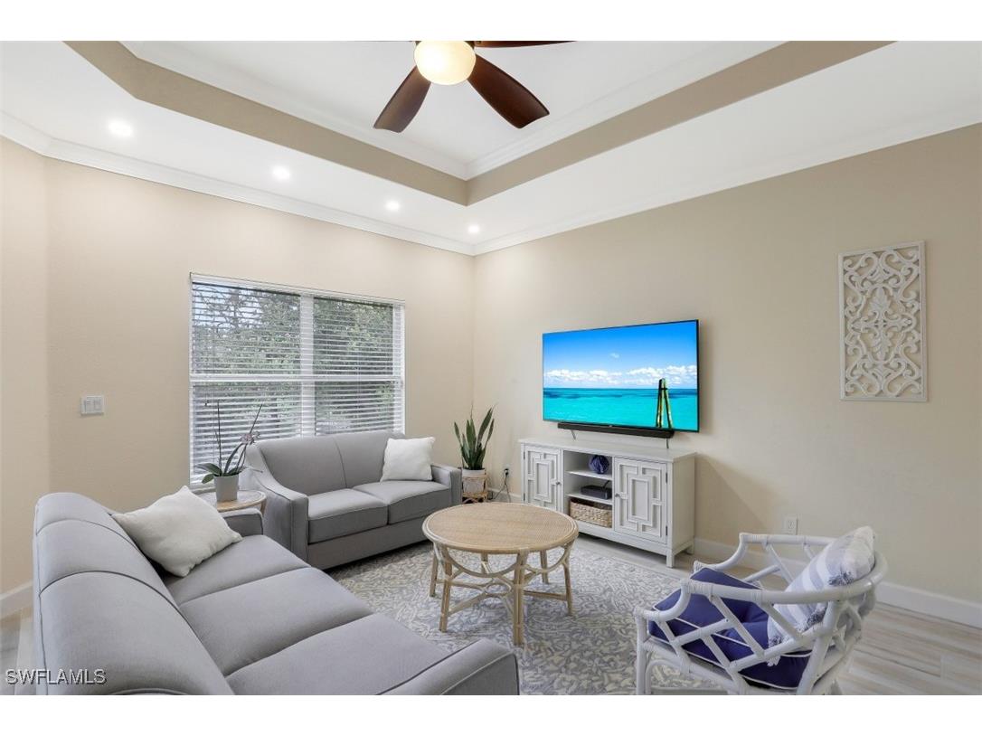 1240 Shady Rest Lane #102 Naples FL 34103 225080062 image5