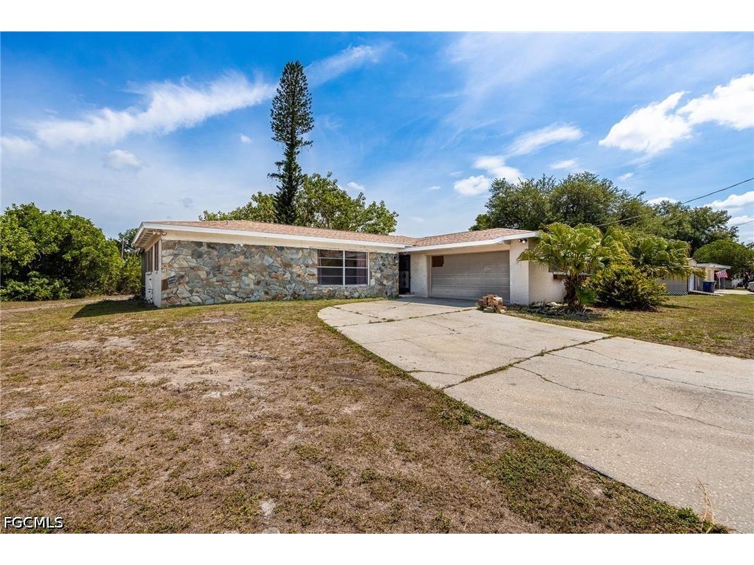 12401 Davis Boulevard Fort Myers FL 33905 2026021802 image2