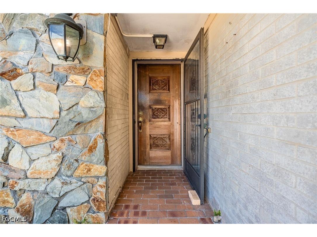 12401 Davis Boulevard Fort Myers FL 33905 2026021802 image3