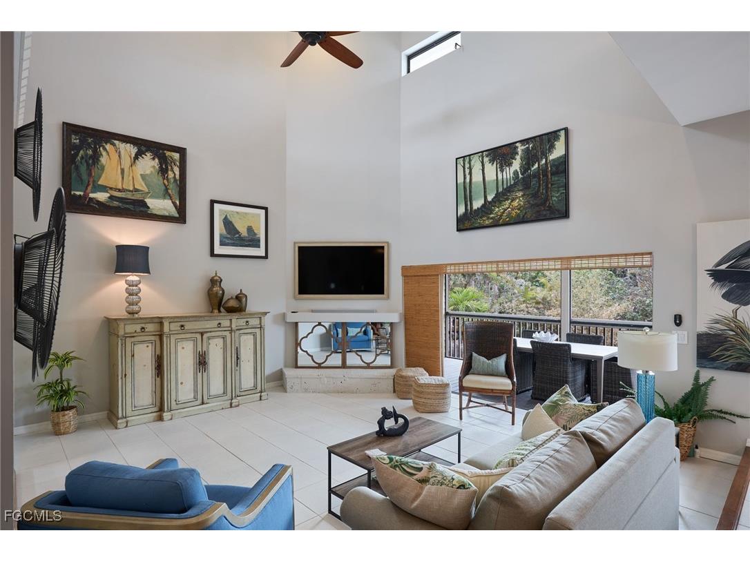 1241 Junonia Street Sanibel FL 33957 2025016027 image26