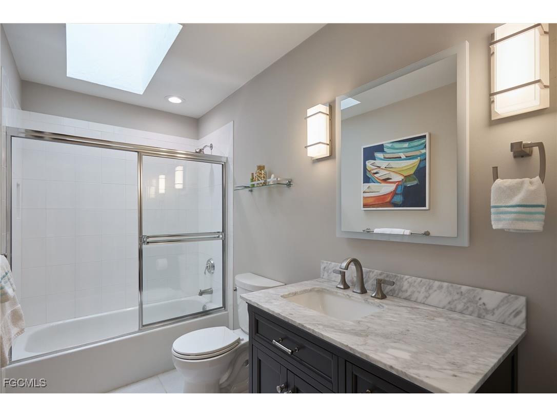 1241 Junonia Street Sanibel FL 33957 2025016027 image33