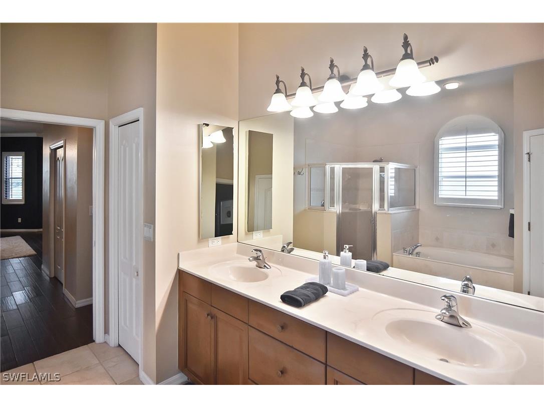12411 Pebble Stone Court Fort Myers FL 33913 226010775 image8