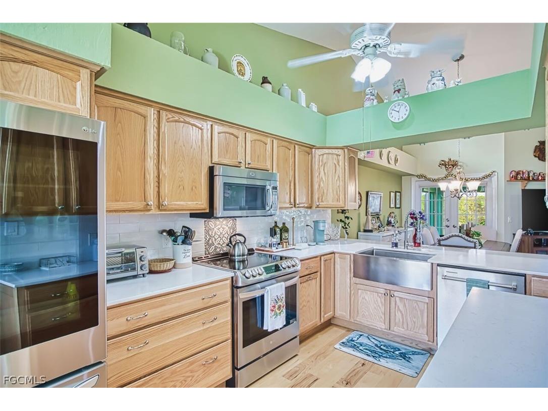 12416 Kelly Sands Way Fort Myers FL 33908 2026012547 image7