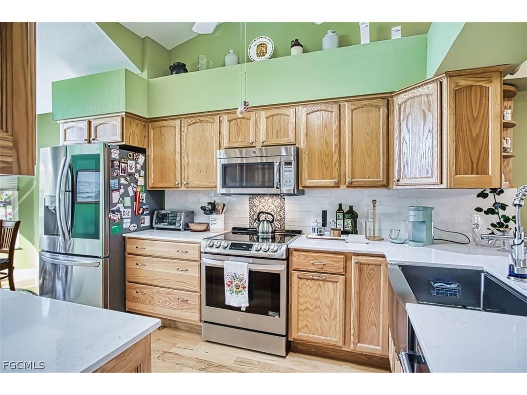 12416 Kelly Sands Way Fort Myers FL 33908 2026012547 image8