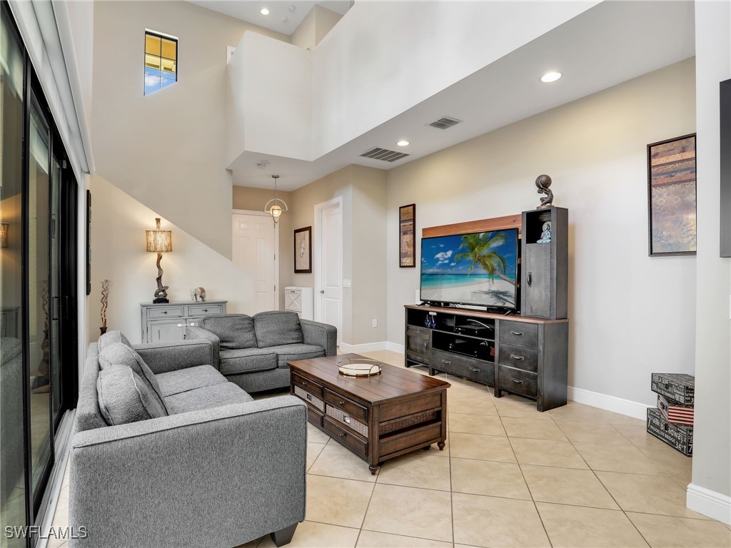 1242 Kendari Terrace Naples FL 34113 225065673 image14