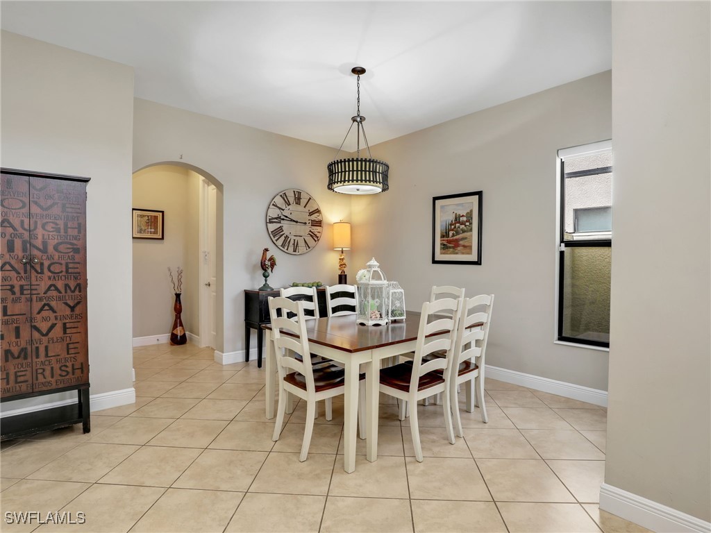 1242 Kendari Terrace Naples FL 34113 225065673 image17