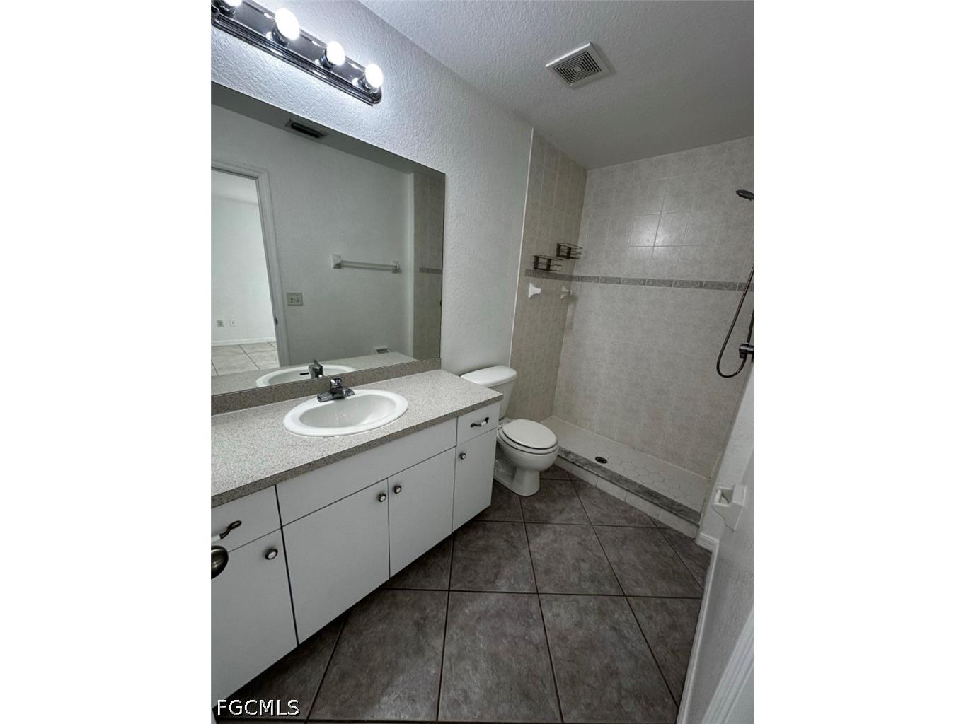 1242 SE 24th Avenue Cape Coral FL 33990 2026017612 image14