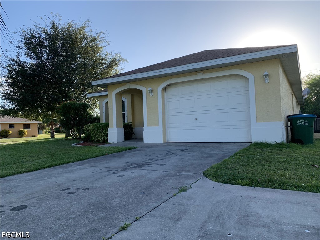 1242 SE 24th Avenue Cape Coral FL 33990 2026017612 image2