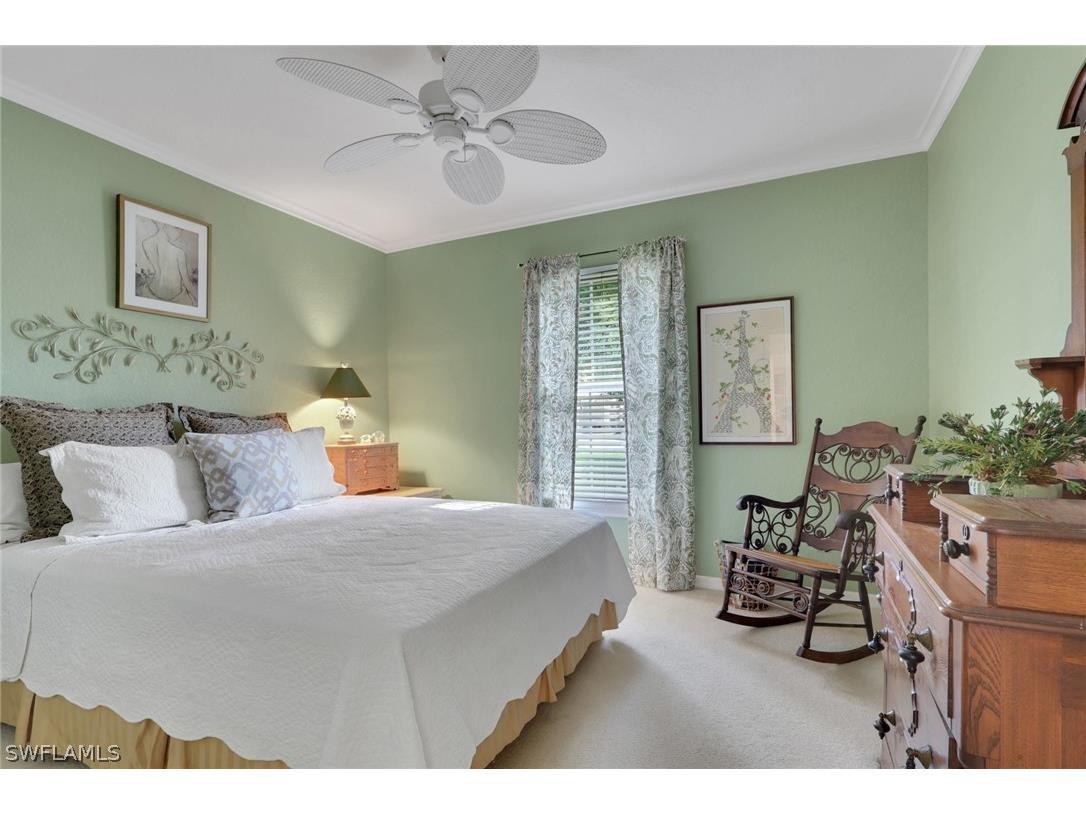 1242 Silverstrand Drive Naples FL 34110 226010605 image8