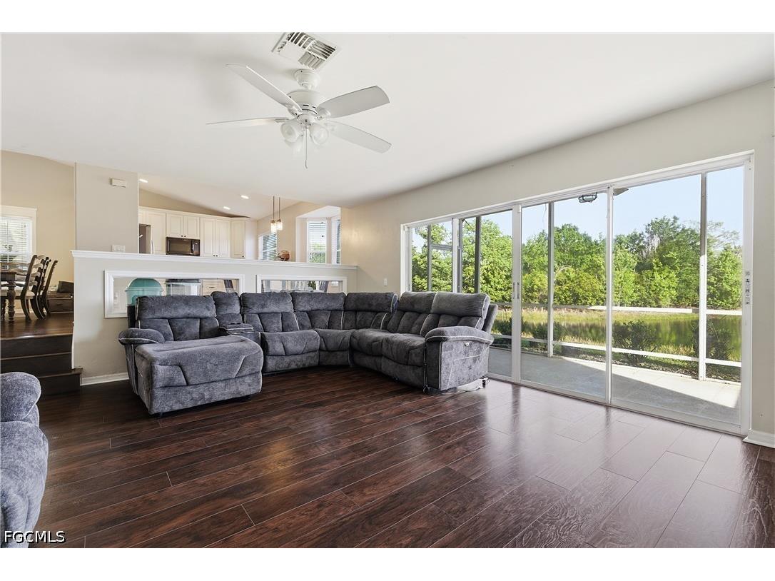 12421 Eagle Pointe Circle Fort Myers FL 33913 2026013408 image13