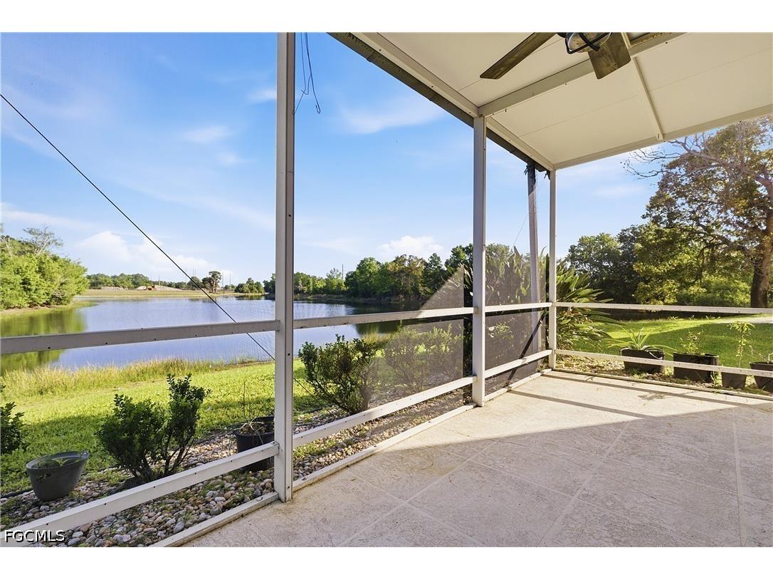 12421 Eagle Pointe Circle Fort Myers FL 33913 2026013408 image28