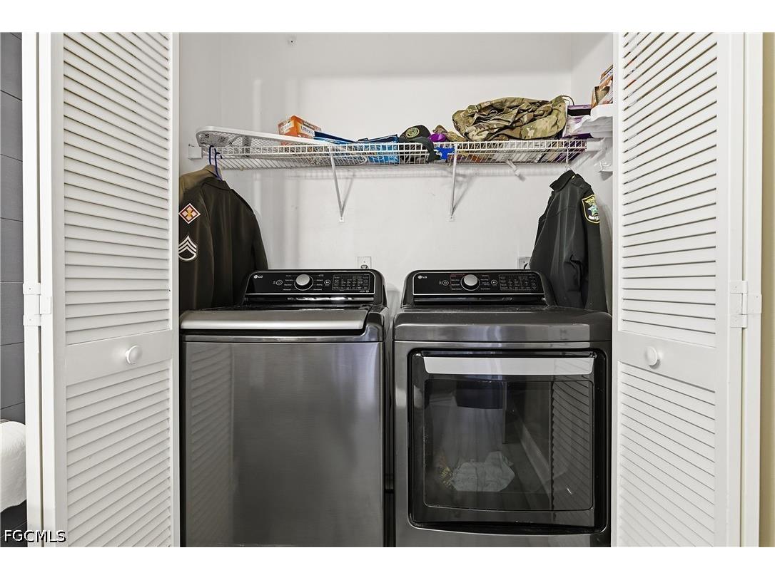 12421 Eagle Pointe Circle Fort Myers FL 33913 2026013408 image30