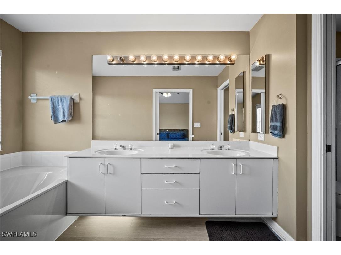 12421 Eagle Pointe Circle Fort Myers FL 33913 225068305 image20