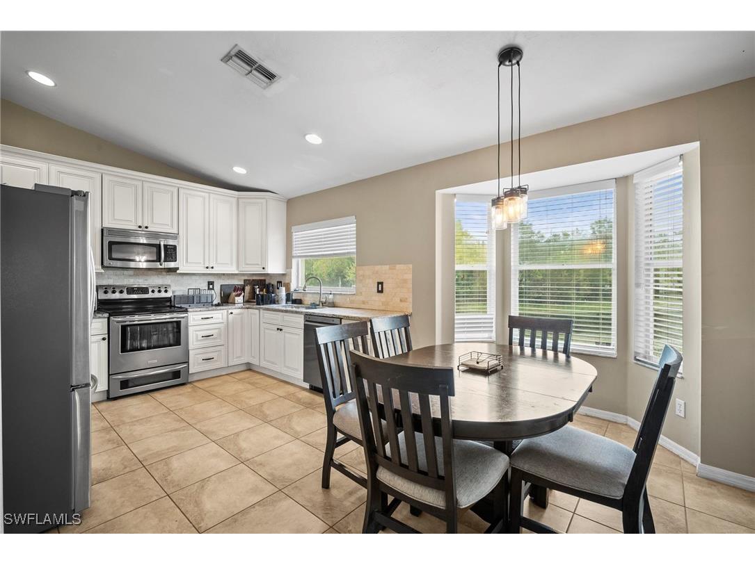 12421 Eagle Pointe Circle Fort Myers FL 33913 225068305 image6