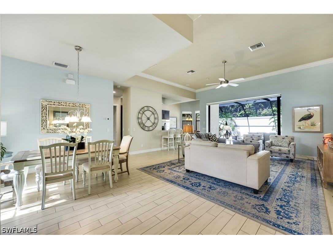1243 Briarwood Court Naples FL 34104 226018956 image4