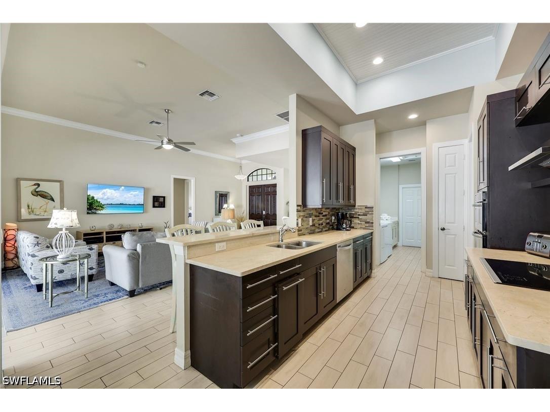 1243 Briarwood Court Naples FL 34104 226018956 image5