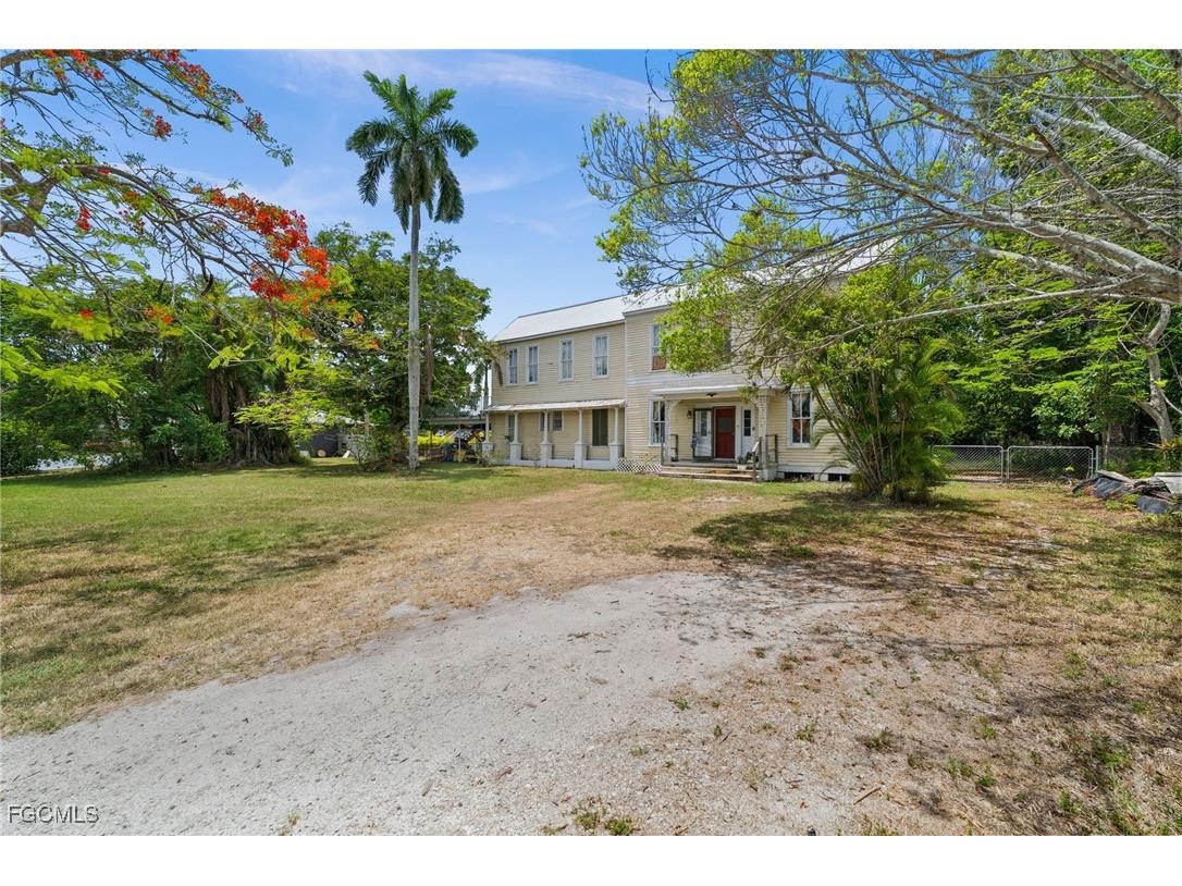 12430 Mcgregor Boulevard Fort Myers FL 33919 2025019835 image3