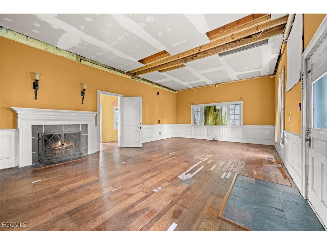 12430 Mcgregor Boulevard Fort Myers FL 33919 2025019835 image6