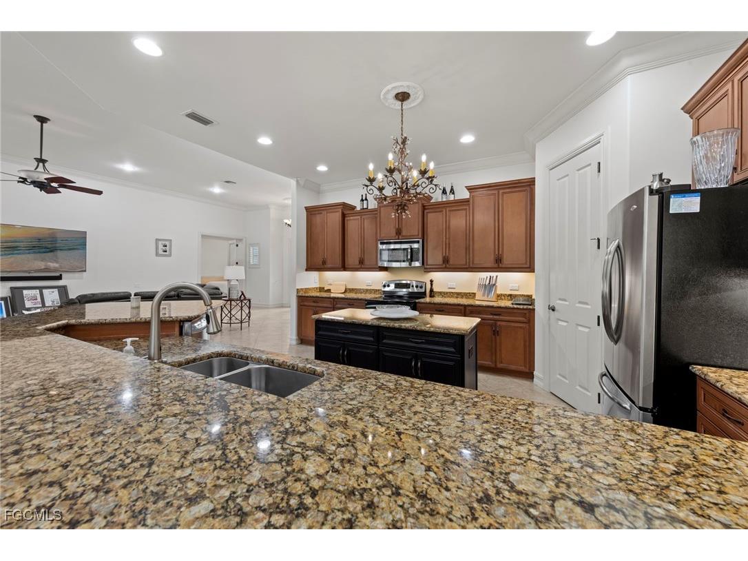 12431 Villagio Way Fort Myers FL 33912 2025012241 image11